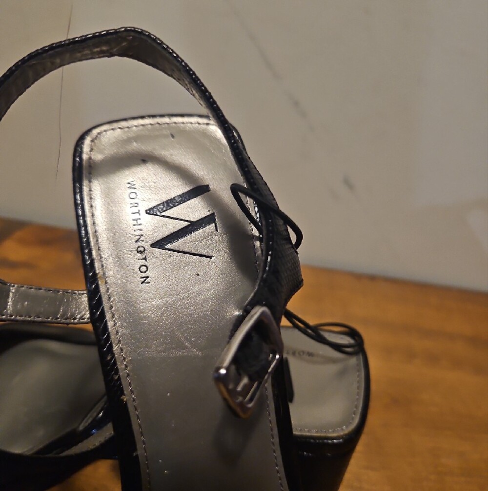 Worthington Black Textured Block Heel Sandals - Picture 3 of 5